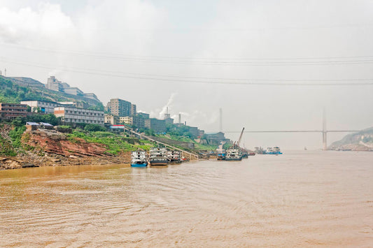 Hong Kong Sources Tap Water from China