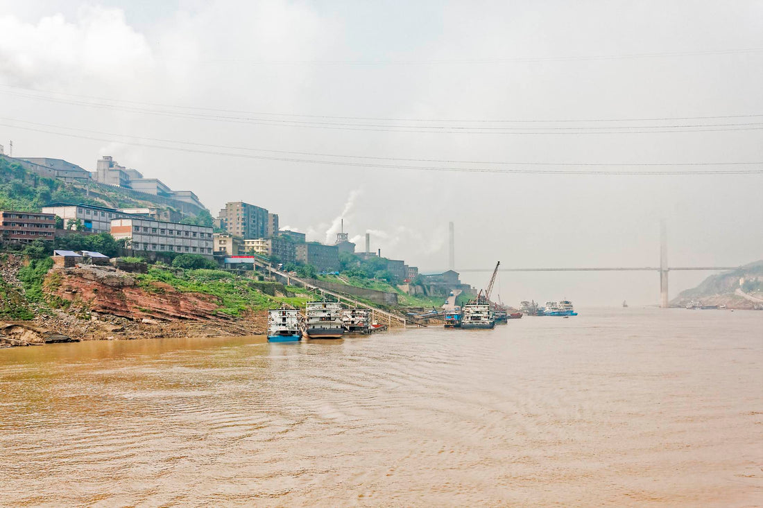 Hong Kong Sources Tap Water from China